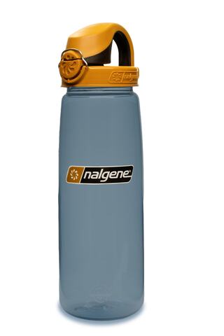 NALGENE On-The-Fly Drikkeflaske 24 oz- 0,7 L  OTF 50% genbrugsmaterialer  (bred åbning) - Blågrå